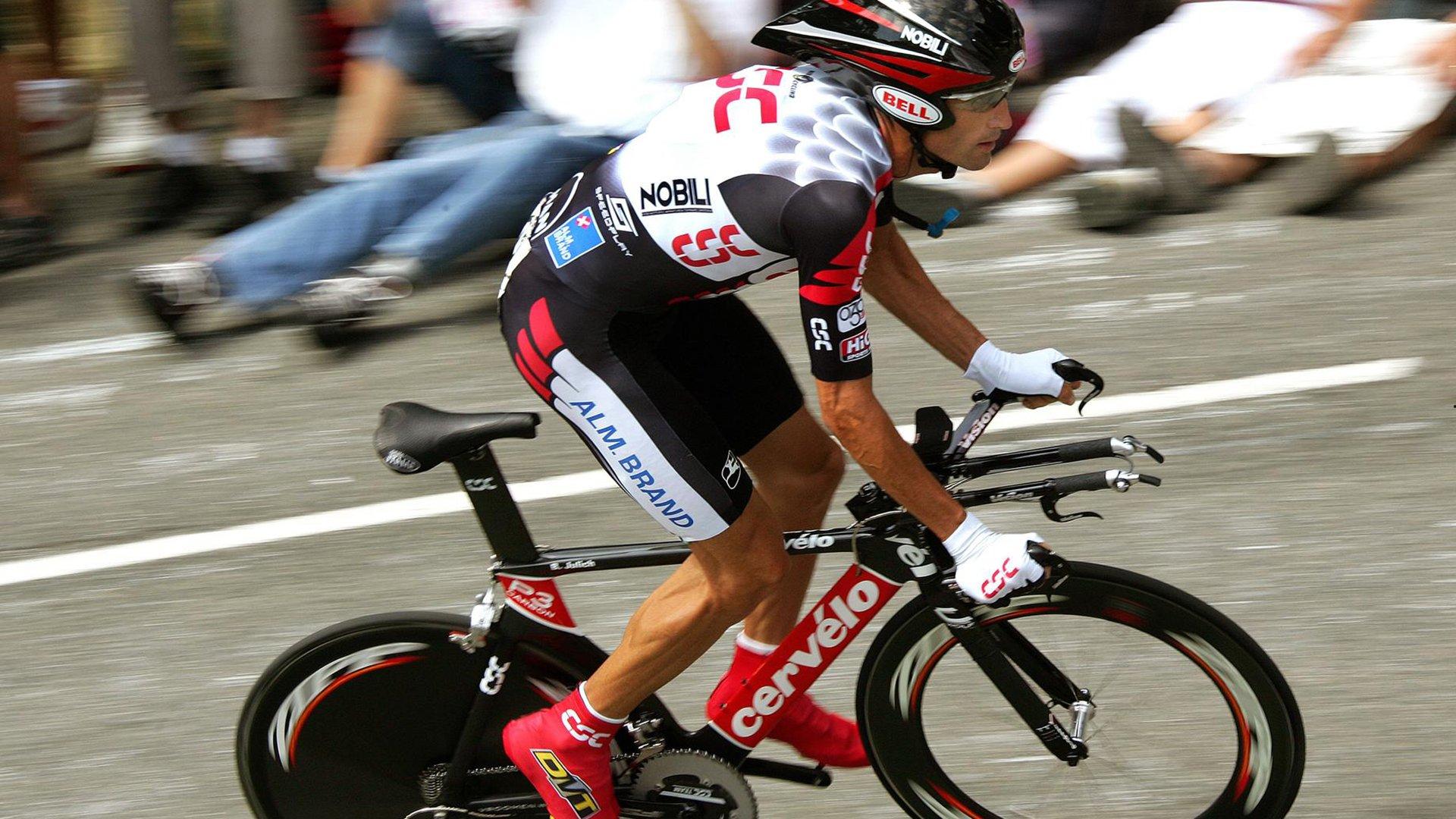 莱万西甲生涯最爱对手诞生，6场9球！瓦伦西亚成波兰神锋最佳背景板