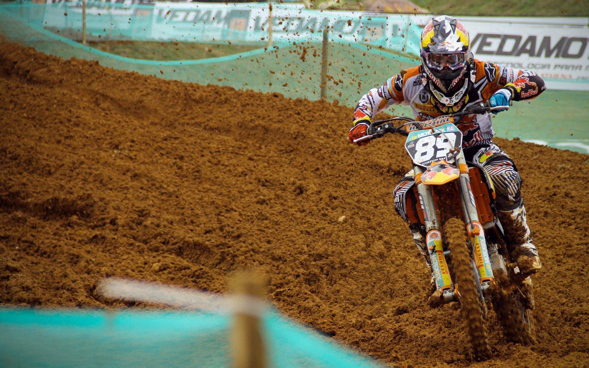 河北队陨落，两年豪掷11亿引援，却创提前七轮降级之殇